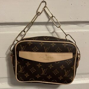 Fun , Faux n Fabulous. Louis Vuitton small faux leather handbag -cosmetic bag